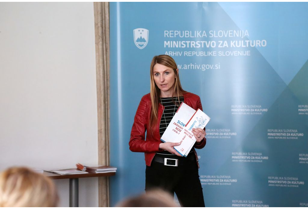 Arhivsko društvo Slovenije, Fototeka-b